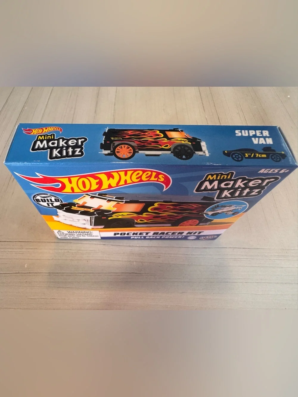 NWT Hot Wheels Mini Maker Kitz Pocket Racer – Super Van – Pull-Back